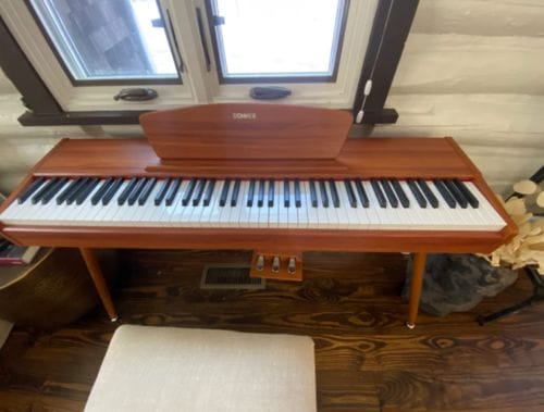 Customer photo review of Donner DDP-80 Upright Digital Piano
