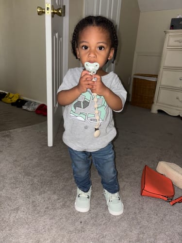 Customer photo review of 23 SNRT Sneaker Tees Kids - Air Jordan 4 Abundance