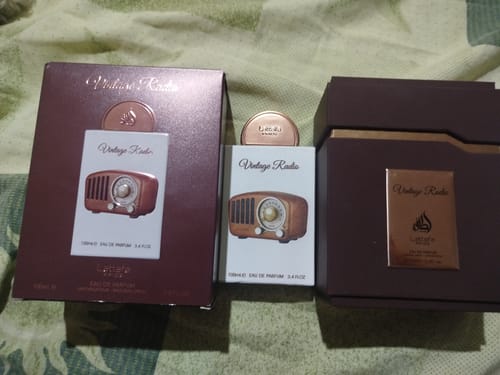 Reseña con foto de un cliente sobre Perfume Unisex LATTAFA VINTAGE RADIO 100 ml EDP