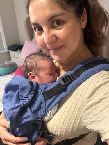 Customer photo review of Mochila ergonómica marca BabyMonkey