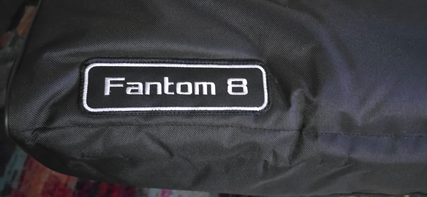 Customer photo review of Custom padded cover for ROLAND Fantom 8 Keyboard