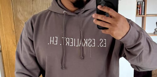 Customer photo review of ES. ESKALIERT. EH.  - Unisex Kapuzenpullover Hoodie