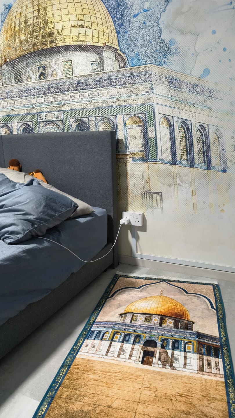 Customer photo review of Al Aqsa WaterColour  Padded Prayer Mat