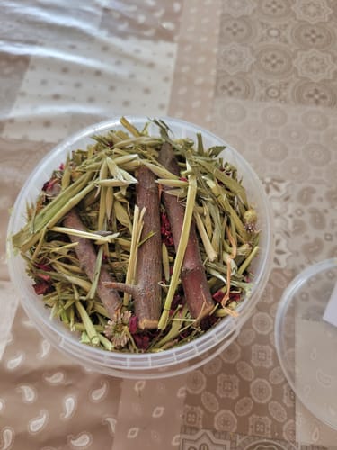 Customer photo review of Box de Printemps – Éveillez les papilles de votre lapin !