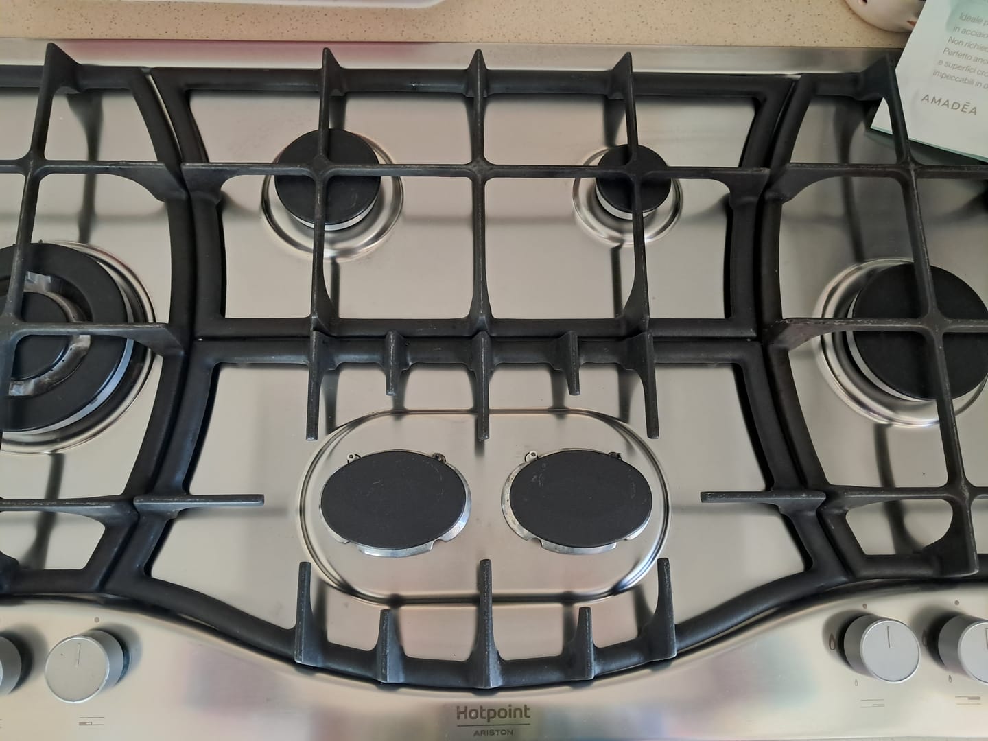 Customer photo review of Kit Pulizia Vetri, Acciai e Superfici Cromate