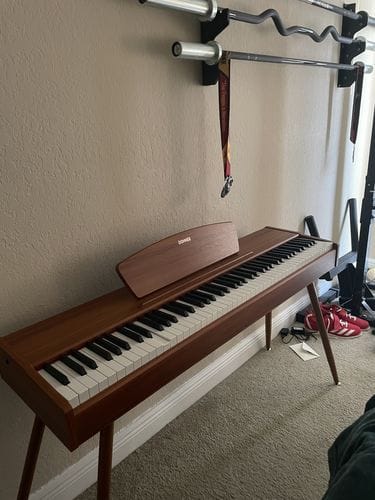 Customer photo review of Donner DDP-80 Upright Digital Piano