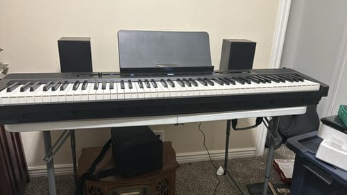 Customer photo review of Donner DEP-16 Portable Digital Piano