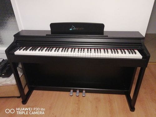 Customer photo review of Donner DDP-100 Upright Digital Piano