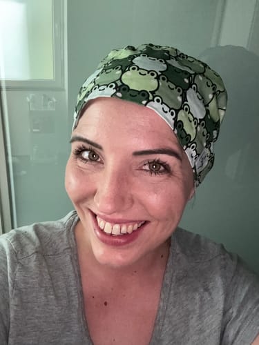 Customer photo review of Komfort OP Haube Frösche