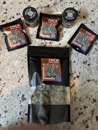 Customer photo review of Grapes & Cream THCA Flower