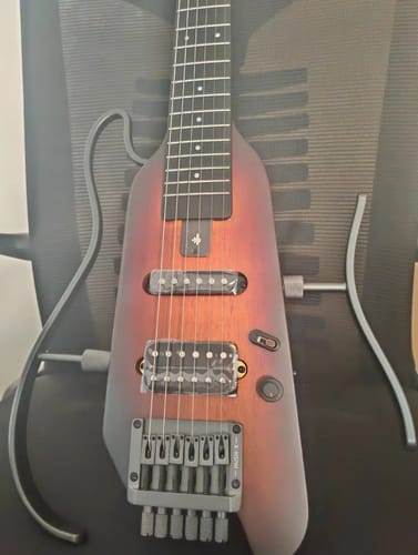 Customer photo review of Donner HUSH X Electric Guitar