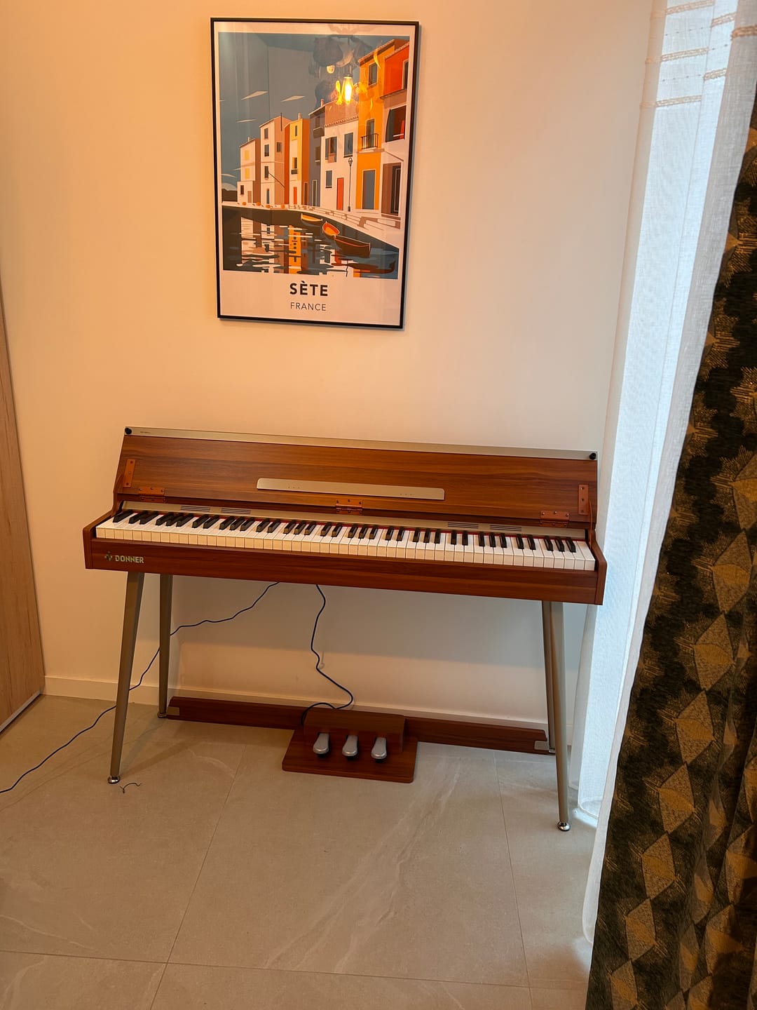 Customer photo review of Donner DDP-80 PLUS Piano numérique Design en bois