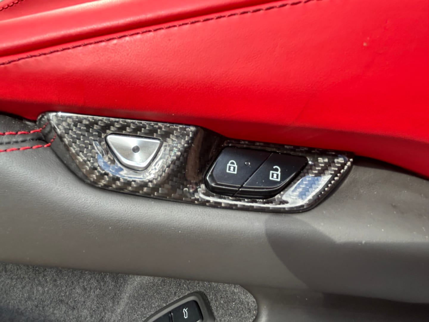 Customer photo review of Chevrolet Corvette C8 Door Control Button Cover