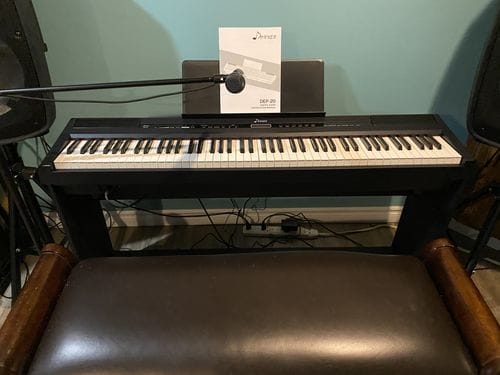 Customer photo review of Donner DEP-20 Digital Piano