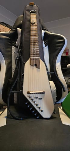 Customer photo review of Donner HUSH-I PRO Acoustic-Electric Guitar