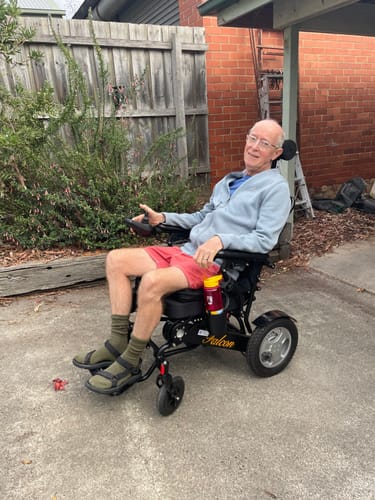 Customer photo review of RAM Tough-Claw Mount with Cup Holder (RAM-B-132-400U)