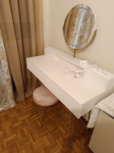 Customer photo review of Τραπέζι Μπουντουάρ Μακιγιάζ Tουαλέτας Με Σκαμπό Κρεβατοκάμαρας Καθρέφτης Αφής Ρυθμιζόμενης Φωτεινότητας RV-T619W01