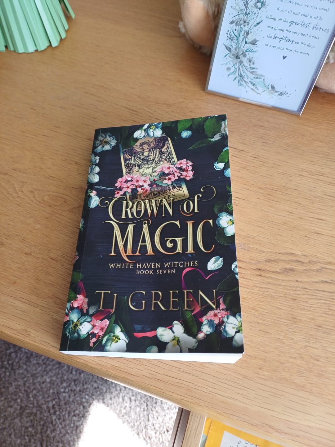 Customer photo review of Crown of Magic: White Haven Witches Book 7 (Paperback)