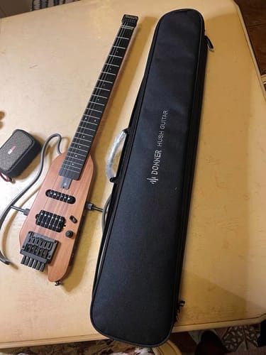 Customer photo review of Donner HUSH X Electric Guitar