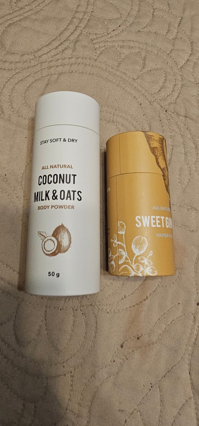 Customer photo review of Talc-Free Coconut Milk & Oats Body Powder