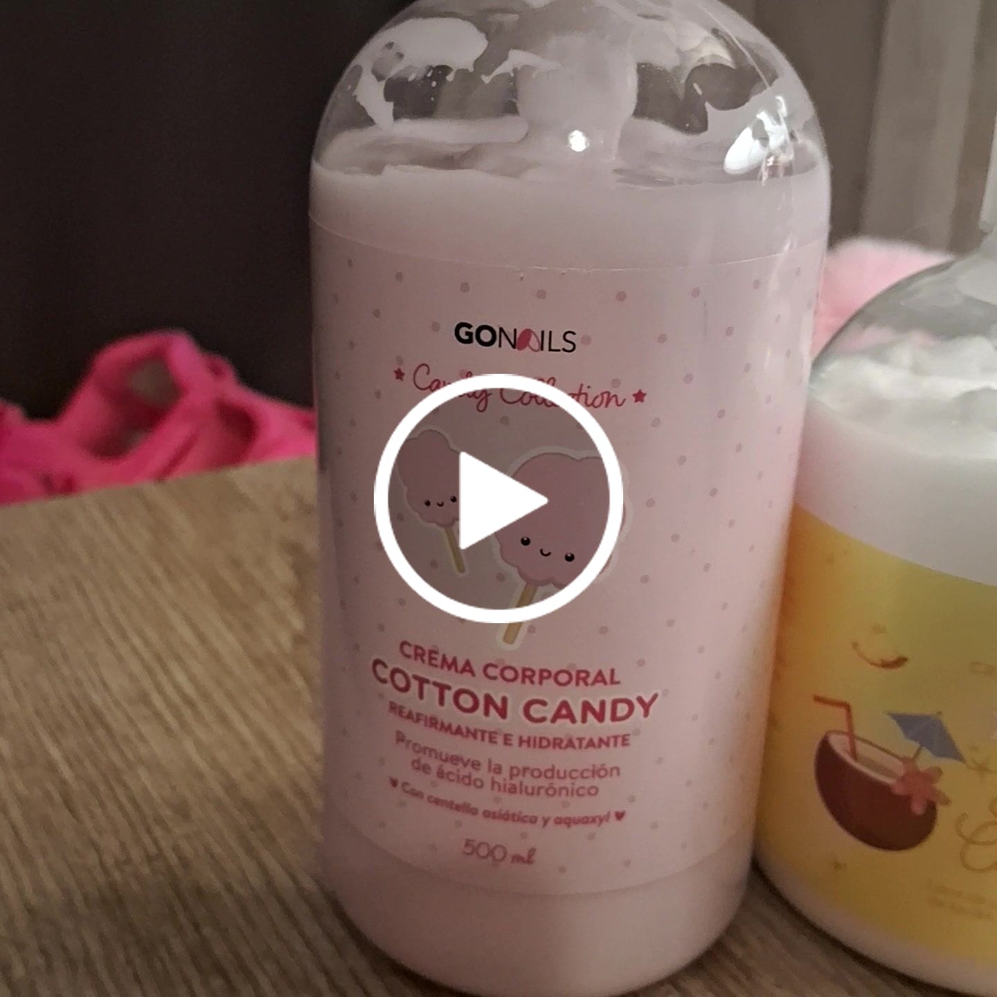 Customer video review of Crema de Cuerpo Reafirmante e Hidratante Cotton Candy 500 ml