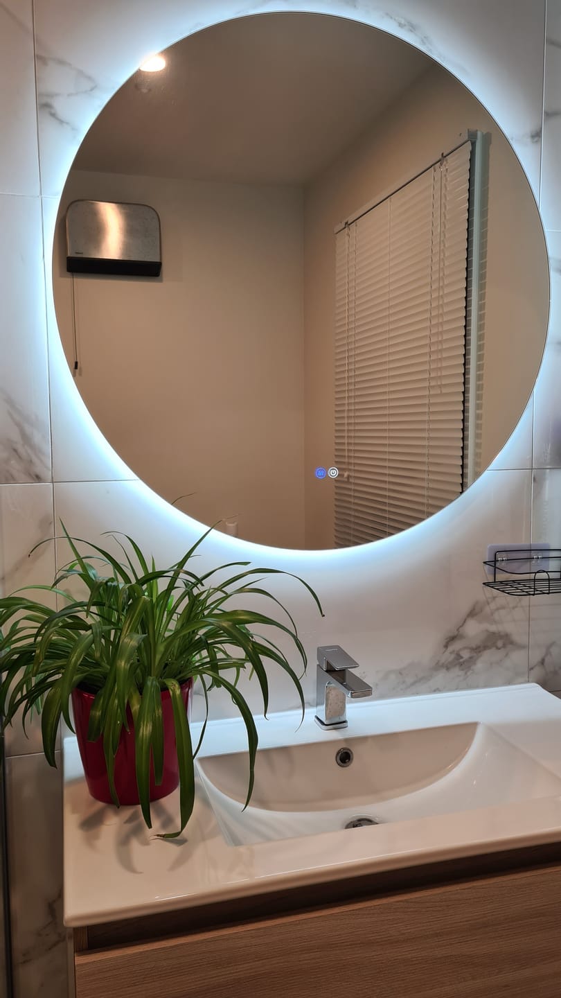 Customer photo review of Premium Backlit Oval LED Mirror with Demister, 3 Colour Selections, Dimmable, 5-Year Warranty