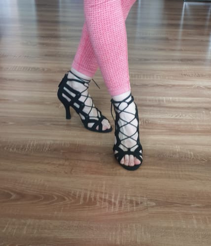 Customer photo review of Paris Black