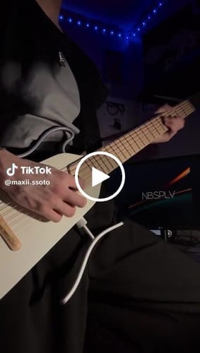 Customer photo review of Donner HUSH-I PRO Acoustic-Electric Guitar