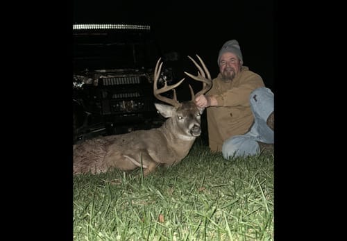 Customer photo review of VisMaster 270° See-through Hunting Blind with No-Trip Door - KOL Exclusive