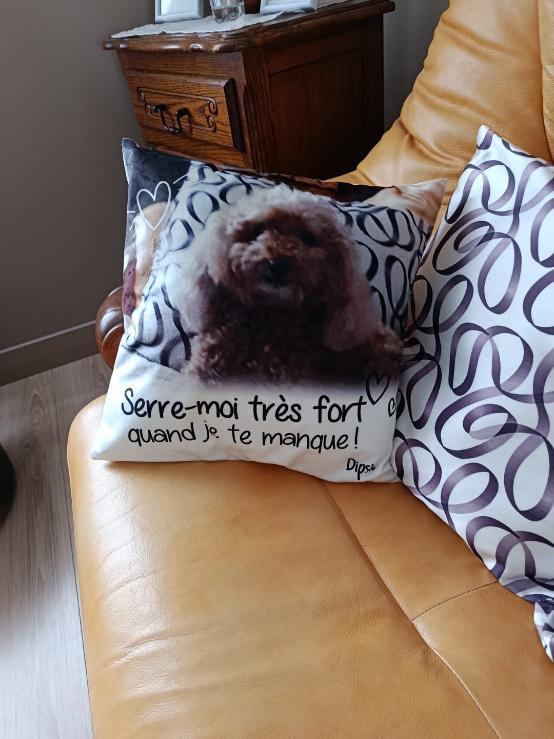 Customer photo review of Serre-moi très fort quand je te manque - Coussin personnalisé