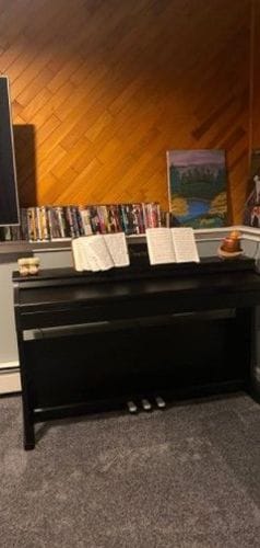 Customer photo review of Donner DDP-100 Upright Digital Piano