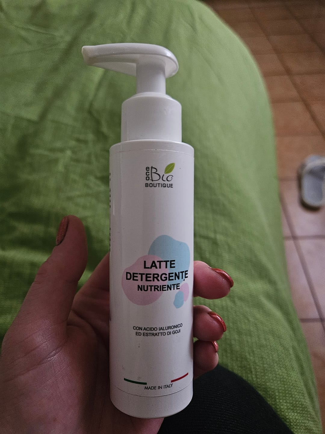 Customer photo review of Latte Detergente Nutriente