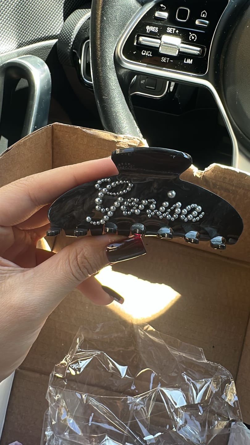 Customer photo review of Custom Hair Claw Clip