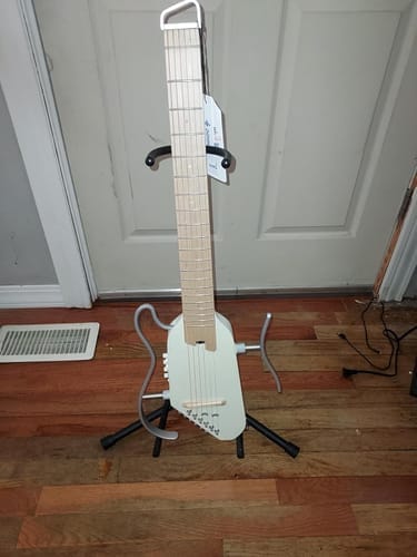 Customer photo review of Donner HUSH-I PRO Acoustic-Electric Guitar