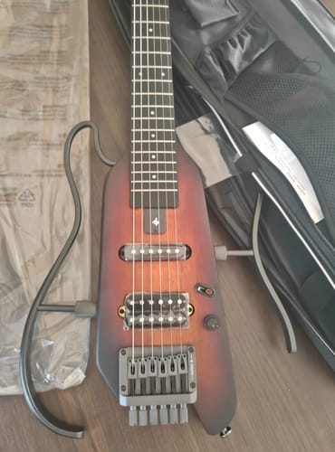 Customer photo review of Donner HUSH X Electric Guitar