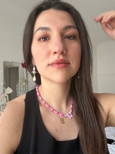 Customer photo review of Pearly Bow Necklace