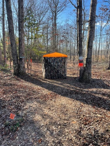 Customer photo review of VisMaster 270° See-through Hunting Blind with No-Trip Door - KOL Exclusive