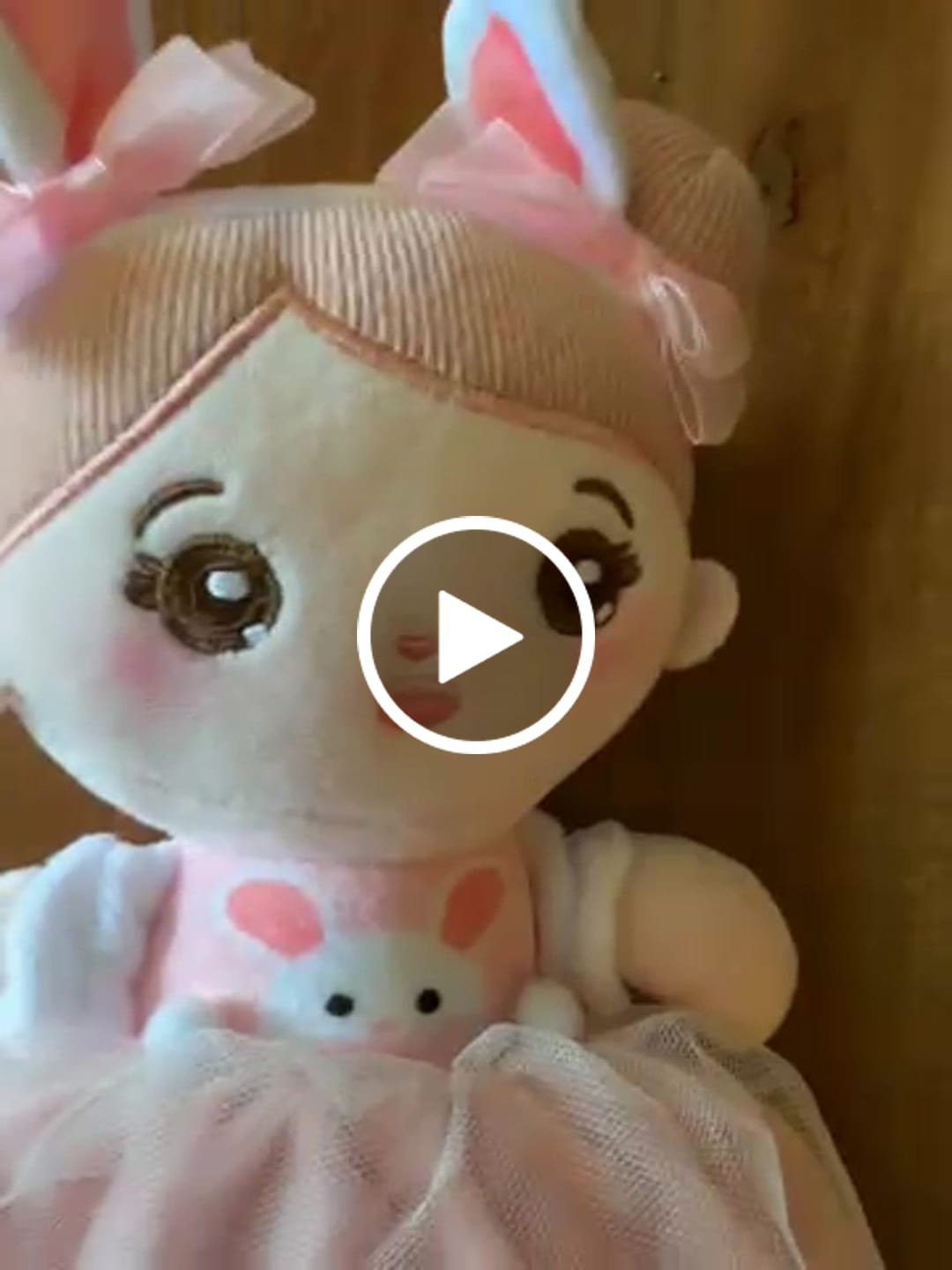 Customer video review of Originelles Design Persönlichkeit süßes Mädchen Plüschpuppe-1