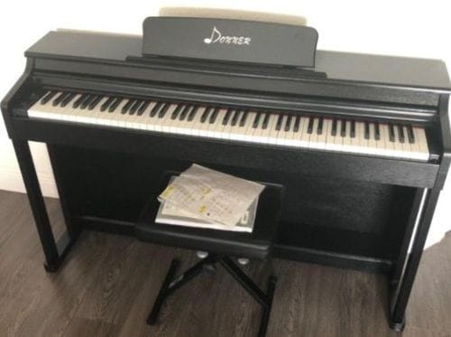 Customer photo review of Donner DDP-100 Upright Digital Piano