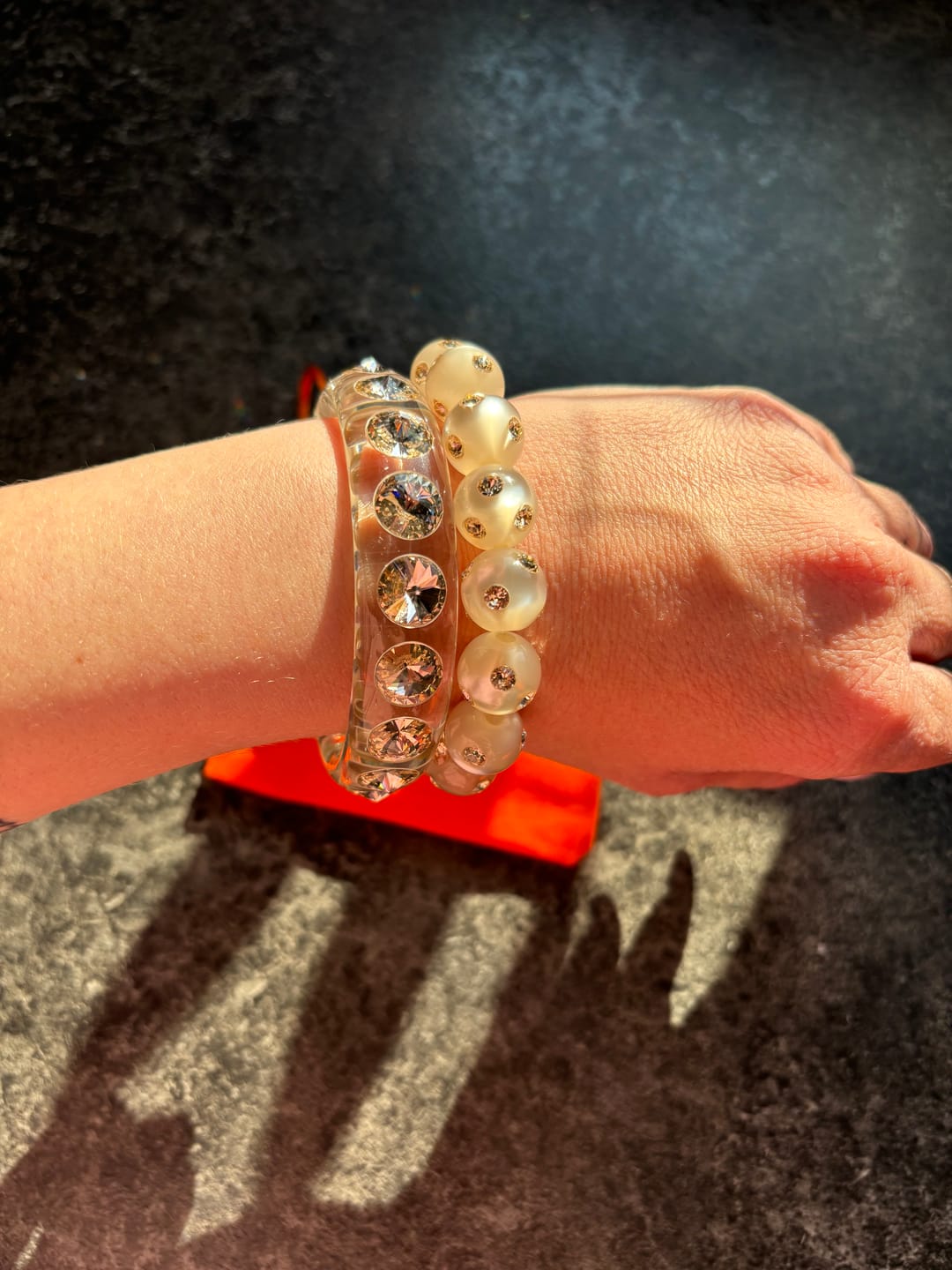 Customer photo review of Classico Armreif Sassari in Transparent mit Champagner