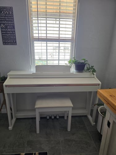Customer photo review of Donner DDP-100 Upright Digital Piano
