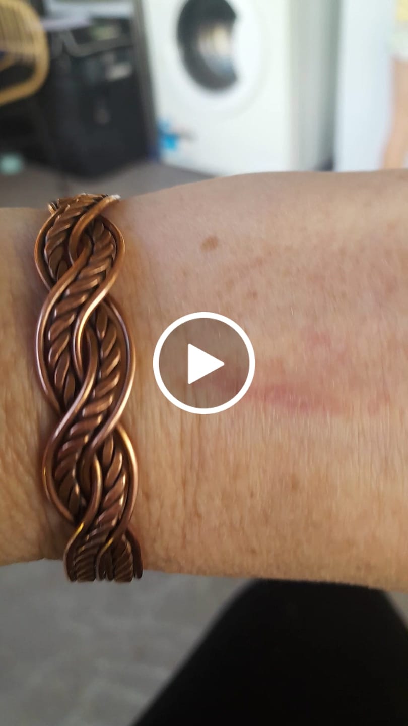 Customer video review of Braid / Magnetic / Copper Bracelet