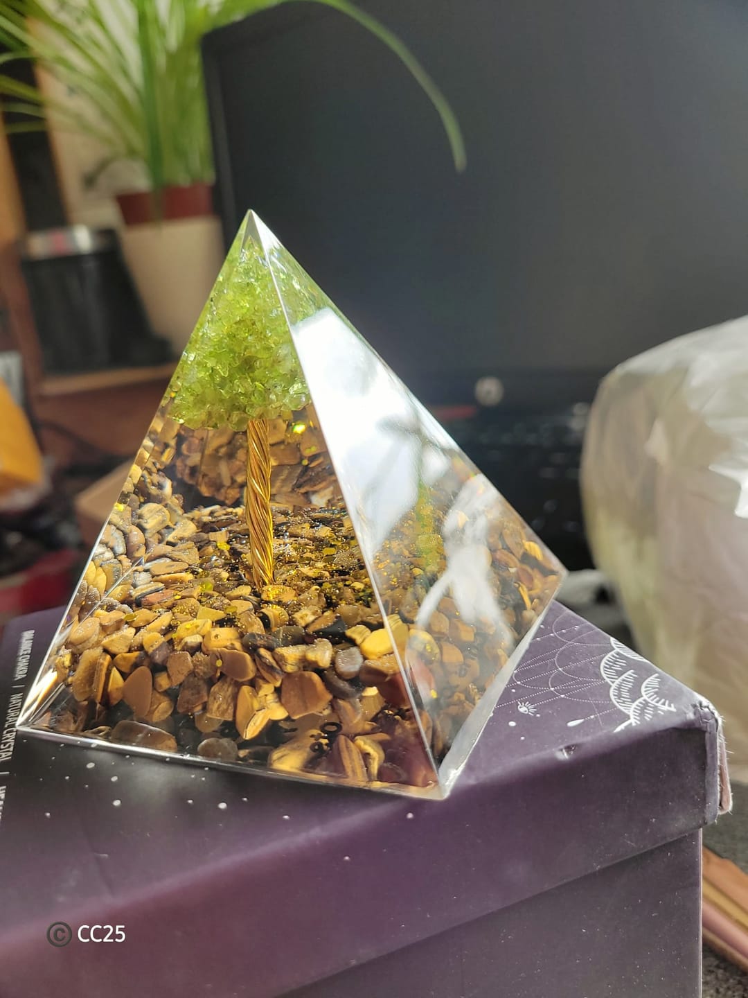 Customer photo review of Olivenorma Tree of Life Peridot With Tiger Eye Orgone Pyramid