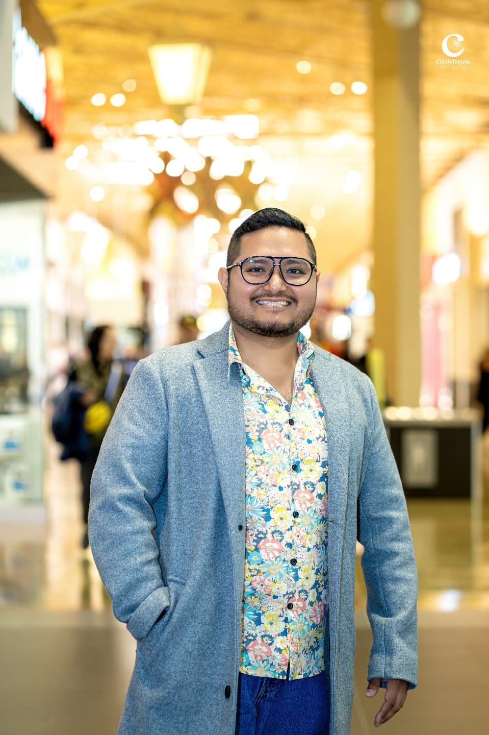 Customer photo review of Men's Floral Cotton Casual Button Up Short Sleeve Shirt