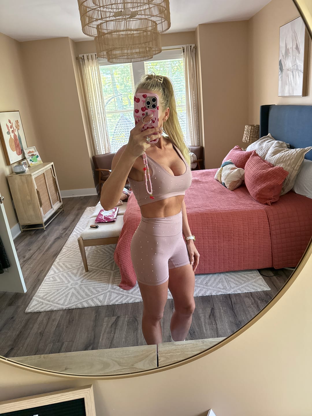 Customer photo review of Girlfriend Lift Short - Lip Gloss Gem