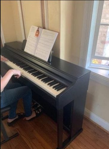 Customer photo review of Donner DDP-100 Upright Digital Piano