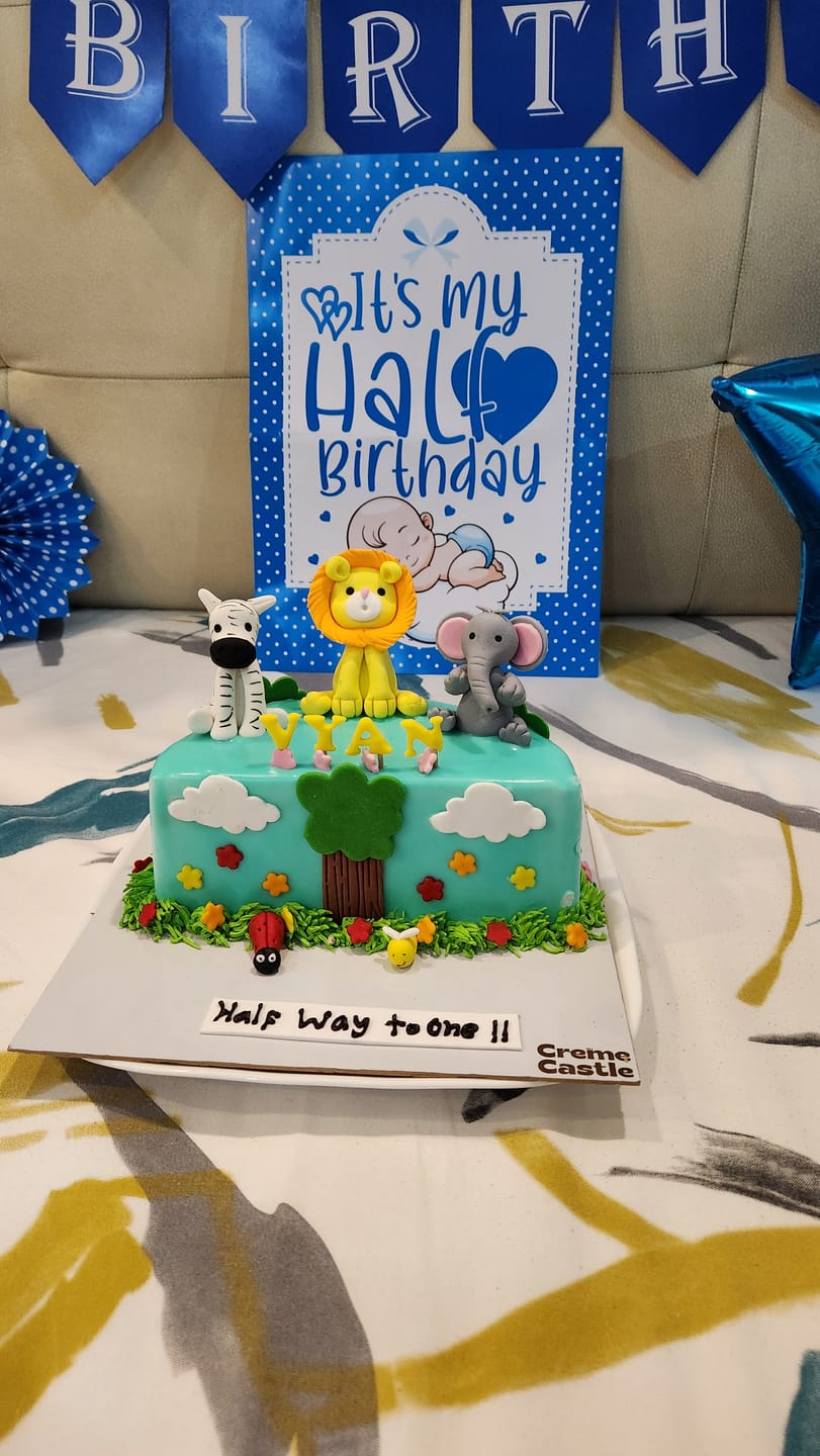 Customer photo review of Half Jungle Design Cake