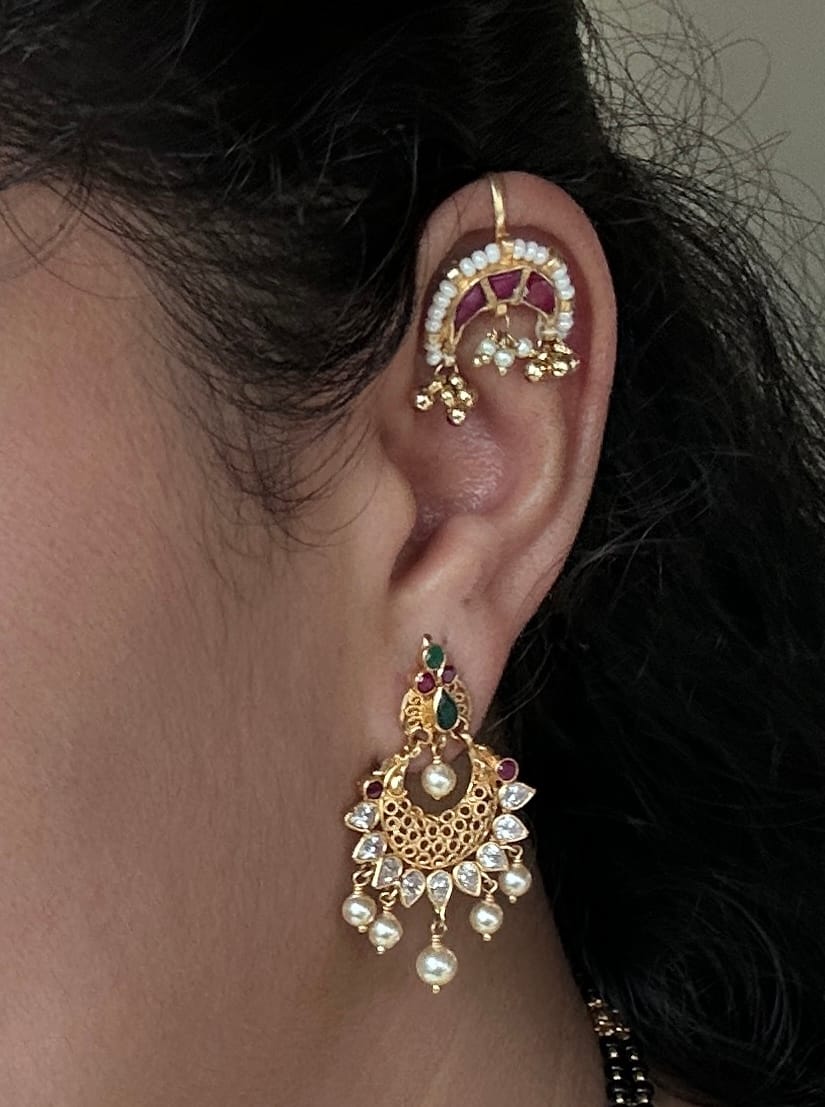 Customer photo review of 22k Gold Plated Earcuff