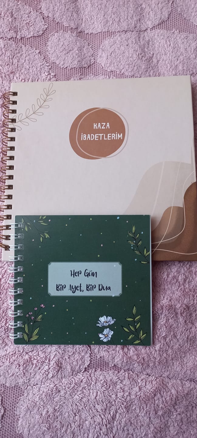 Customer photo review of Her Güne Bir Ayet Bir Dua Kitapçığı