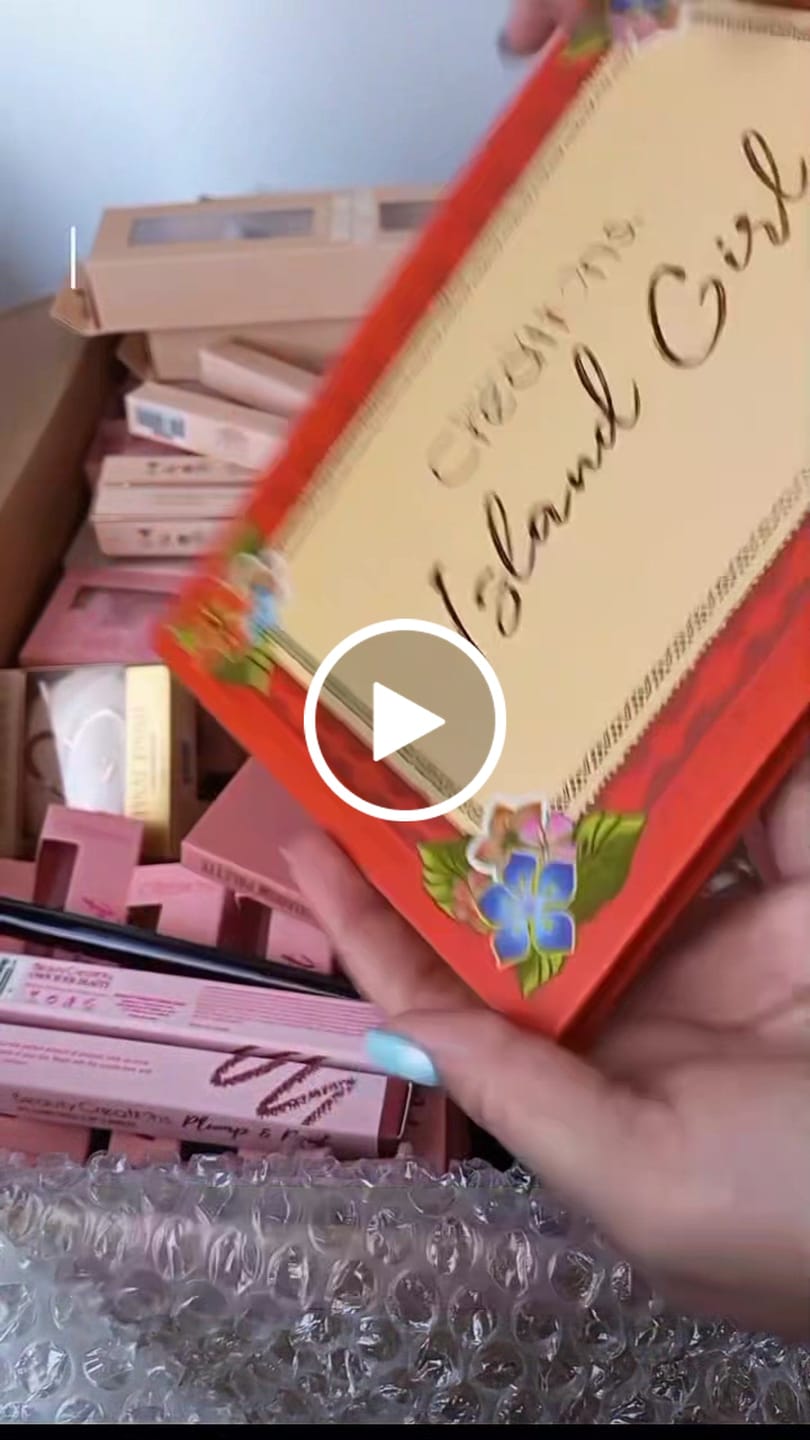 Customer video review of Beauty Creations Surtido - Venta al por Mayor 87 Unidades (BCA21#2)